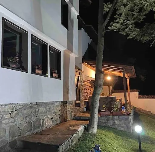 Forest Hill Troyan (Lovech)